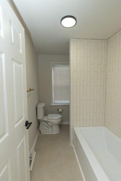 Bathroom - 306 N Harrison St