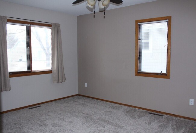 Building Photo - Home for Rent