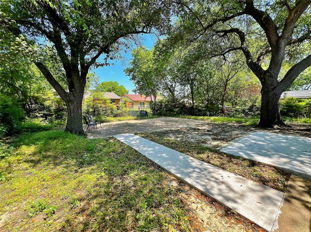 Building Photo - 7127 Winterberry Dr