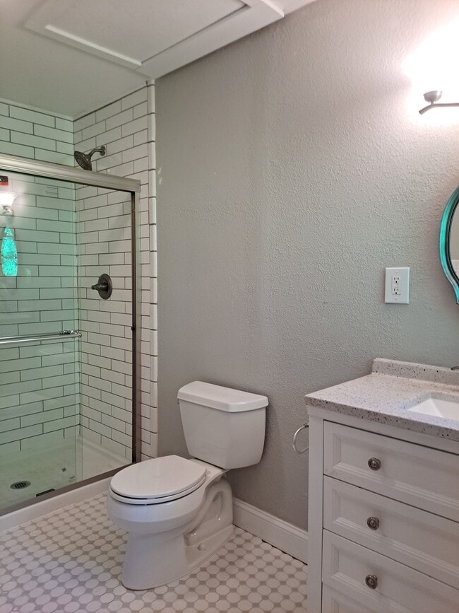 Building Photo - 6101 Cougar Dr