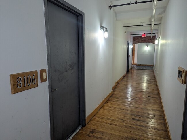 Building Photo - 325 Lafayette St