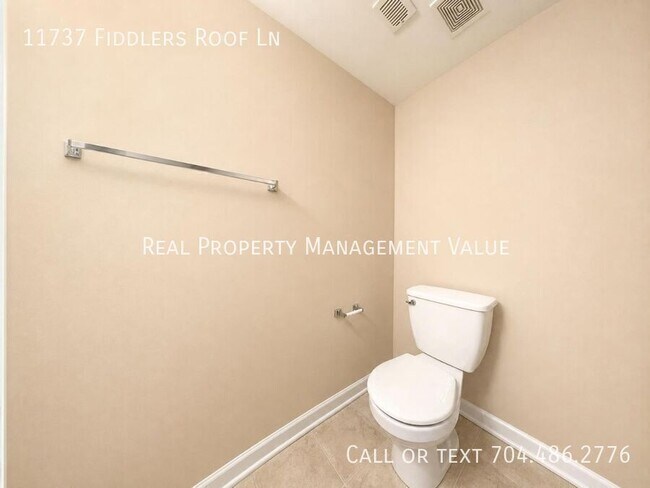 Building Photo - 11737 Fiddlers Roof Ln