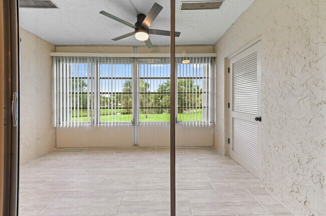Building Photo - 2700 Casita Way