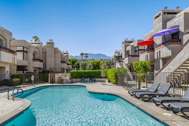 Building Photo - 2601 S Broadmoor Dr