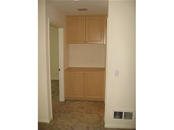 Building Photo - Cozy 1 Bed, 1 Bath Condo in Mira Mesa w/ Off-Street Parking!