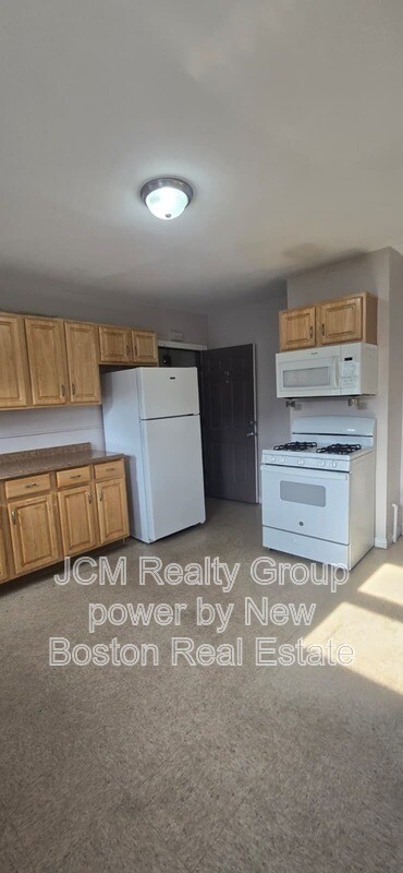 Building Photo - 66 Batchelder St