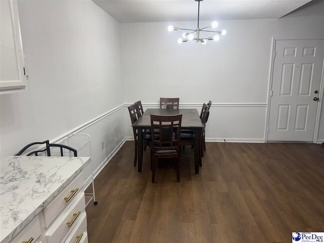 Building Photo - 1219 Brittany Dr