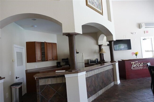 Building Photo - 2141 Portofino Pl