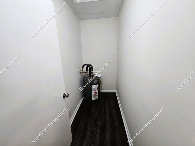 Building Photo - 3627 Forrest Park Rd SE