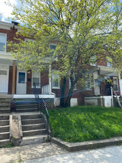 Building Photo - 3217 Elmley Ave