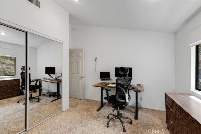 Building Photo - 26120 Alizia Canyon Dr