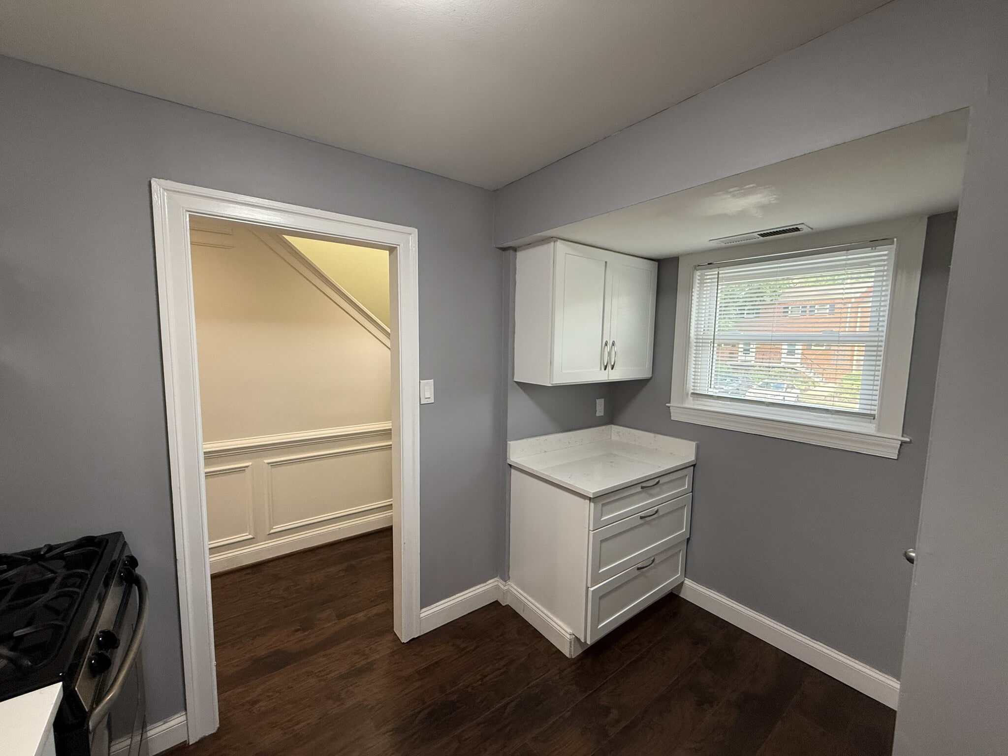 Building Photo - 5909 Mayflower Ct