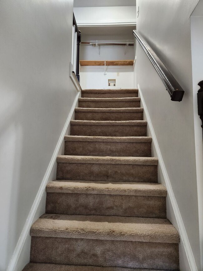 Building Photo - 3 Bedroom-Chesterfield-Midlothian-Woodlake...