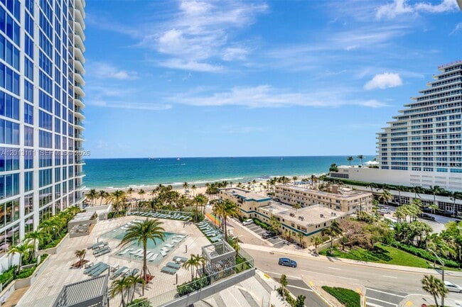 Building Photo - 153 N Seabreeze Blvd