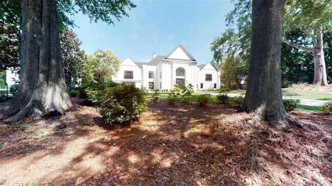 Building Photo - 3206 Arden Rd NW