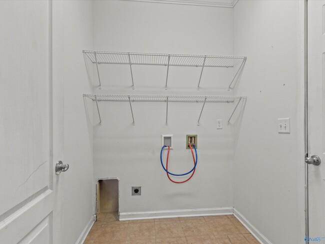 Building Photo - 14433 Royal St George