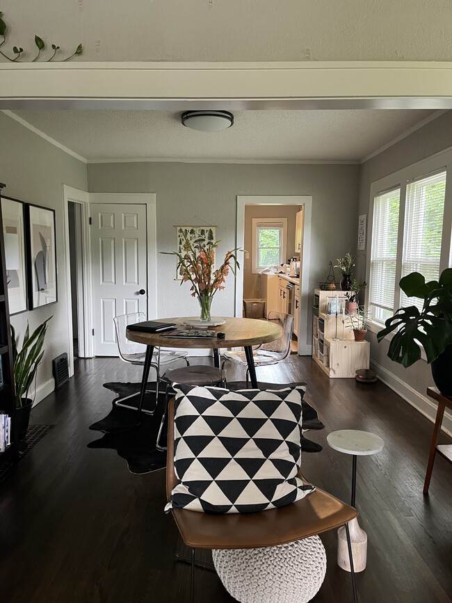 Building Photo - 4125 Olive St