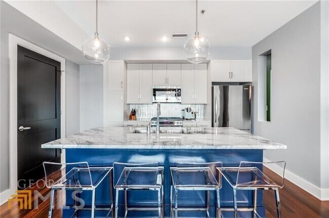 Building Photo - 1100 Howell Mill Rd NW