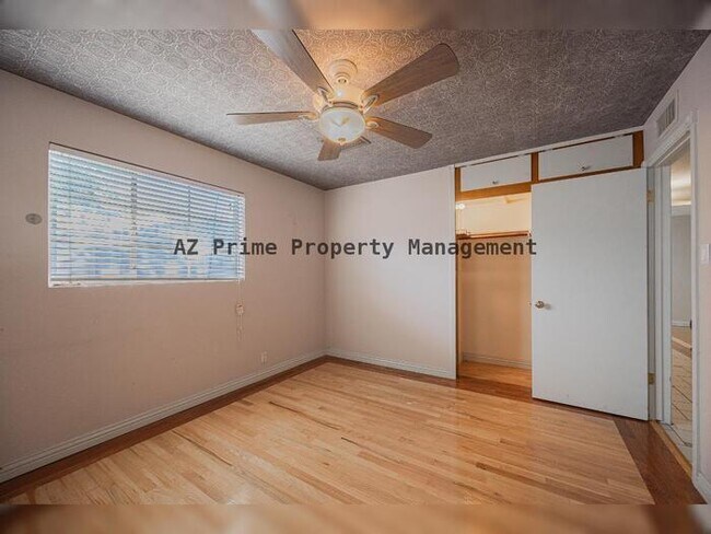 Building Photo - 3137 N 4th Ave