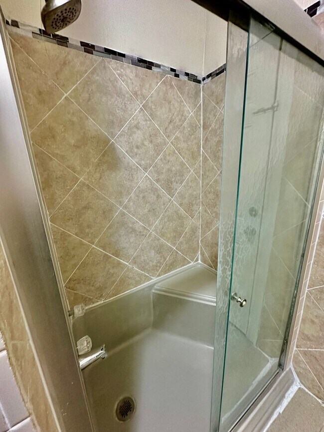 Building Photo - 43 S 13th St