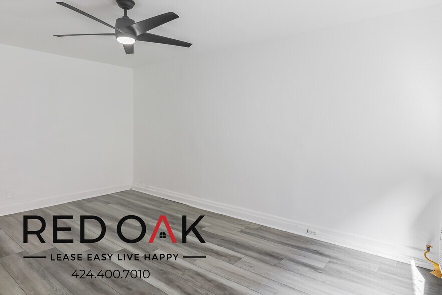 Building Photo - 687 Shatto Pl