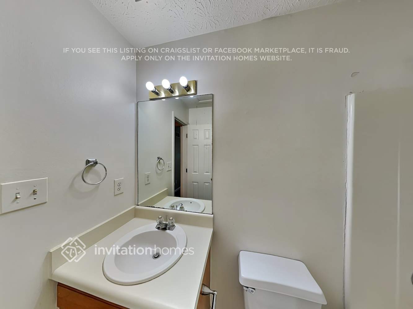 Building Photo - 386 Nottingham Dr