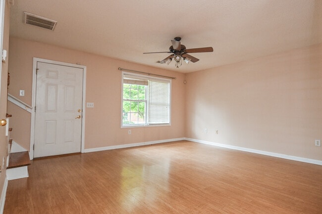 Building Photo - 1325 Cedar Shoals Dr