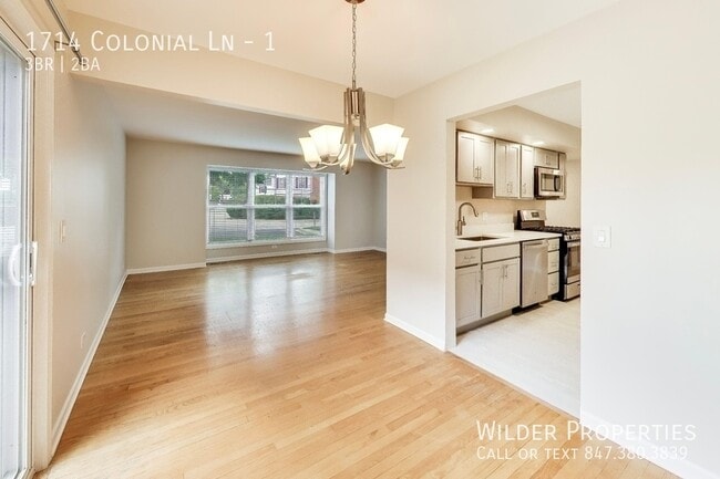 Building Photo - 1714 Colonial Ln