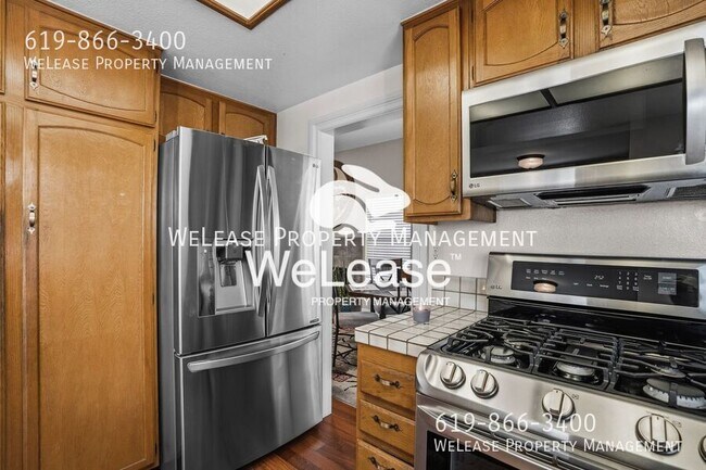 Building Photo - 12004 Calle Naranja