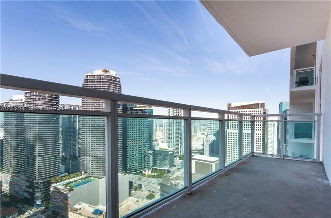 Building Photo - 951 Brickell Ave