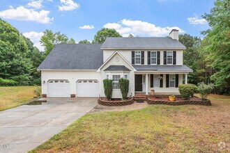 Building Photo - Beautiful 2100 sq. Ft Home on 2.47 Acres.