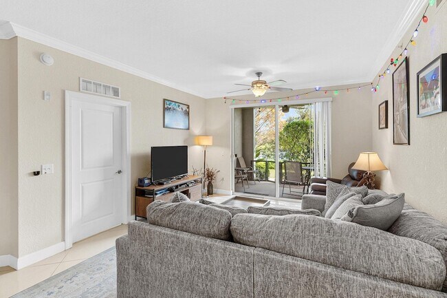 Building Photo - 1660 Renaissance Commons Blvd