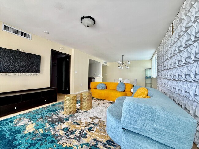 Building Photo - 3180 S Ocean Dr