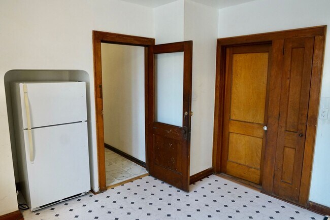 Building Photo - 3621 N 15th St
