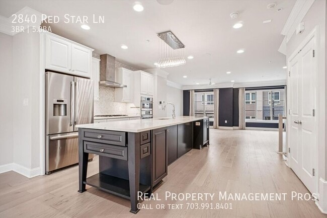 Building Photo - 2840 Red Star Ln