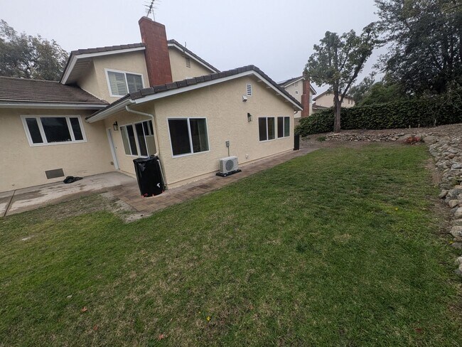 Building Photo - 1938 N Mills Ave