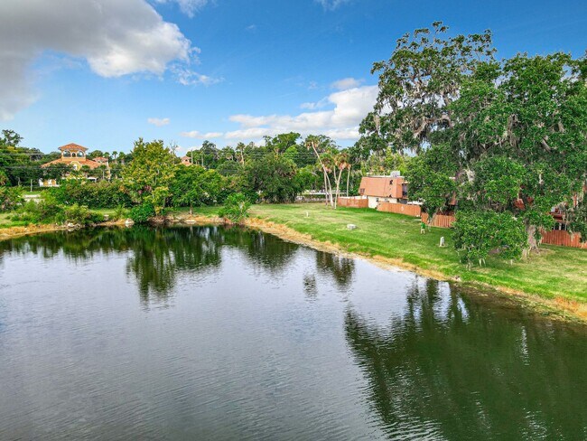 Building Photo - Coastal Charm Meets Modern Living: Your Dream Townhome in Port Orange Awaits!