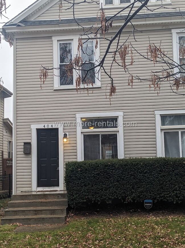 Building Photo - 404-406-406 E Deshler Ave
