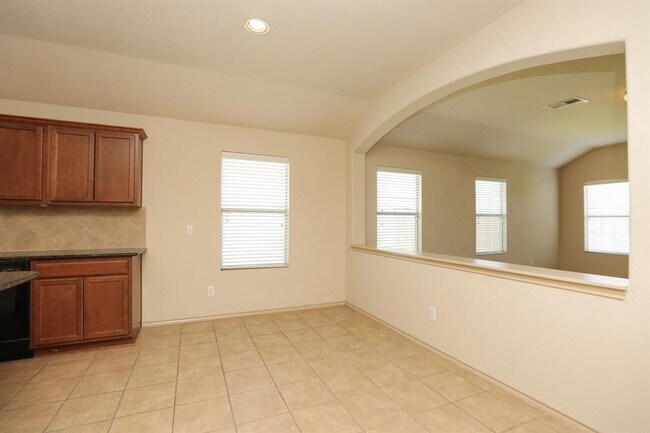 Building Photo - 20427 Shiloh Mist Ln
