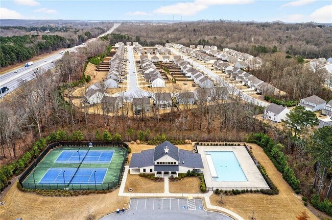 Building Photo - 5377 Fountainhead Ln