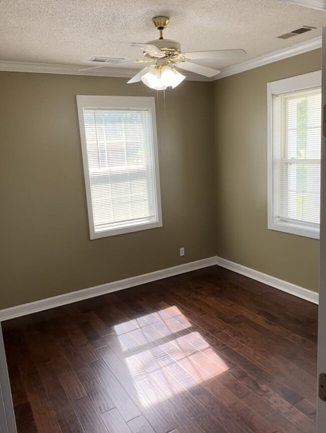 Building Photo - 138 Gayden Dr