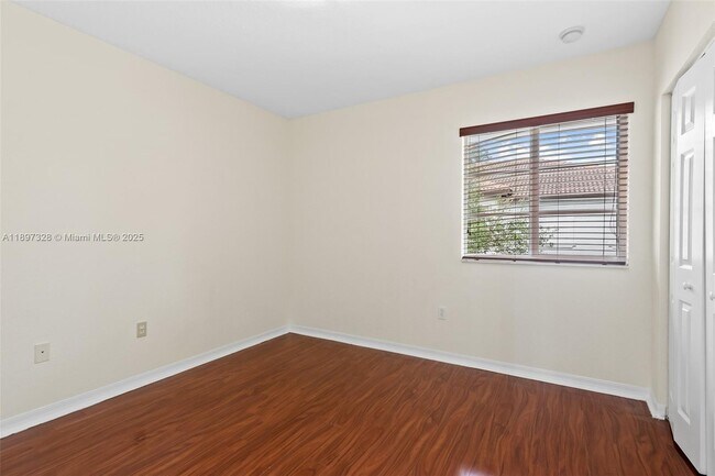 Building Photo - 12421 SW 50th Ct