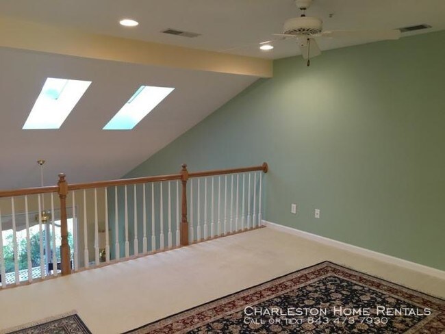Building Photo - 3 bedroom in Charleston SC 29412