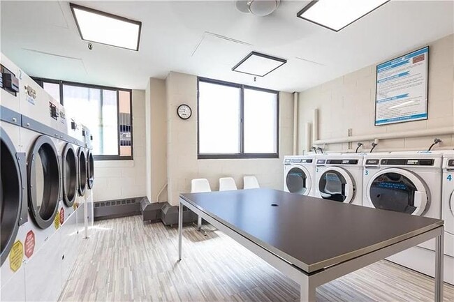 Building Photo - 3111 Ocean Pkwy