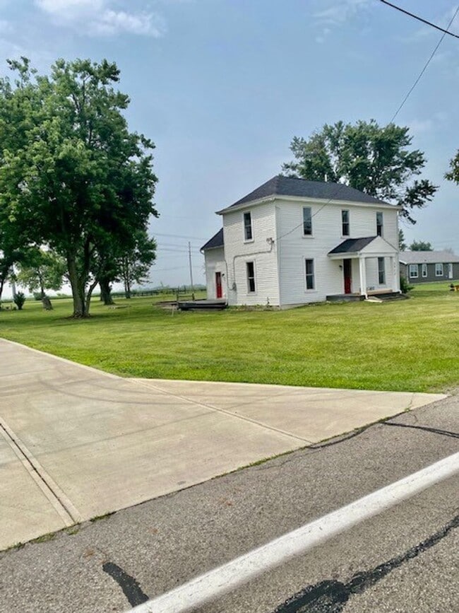 Building Photo - ? For Rent – Renovated Victorian Farmhouse on 1 Acre! ?MOVE IN SPECIAL: HALF OFF FIRST MONTHS RENT