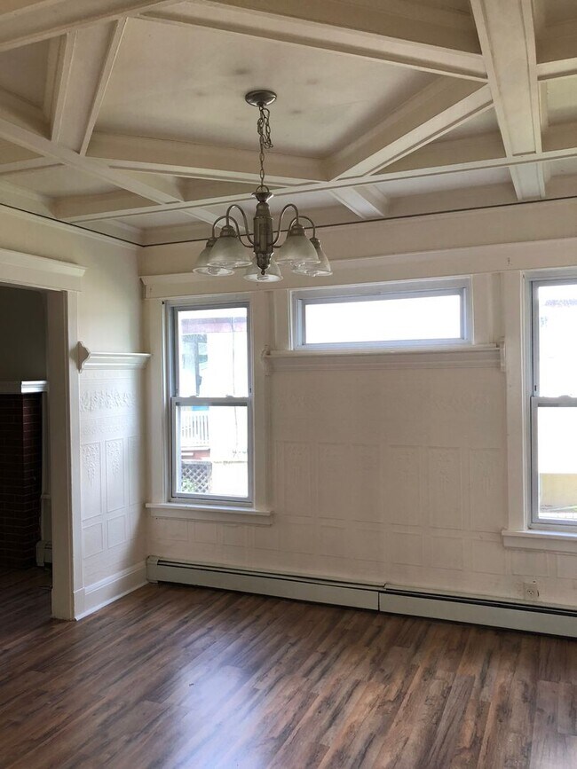 Building Photo - 41LA