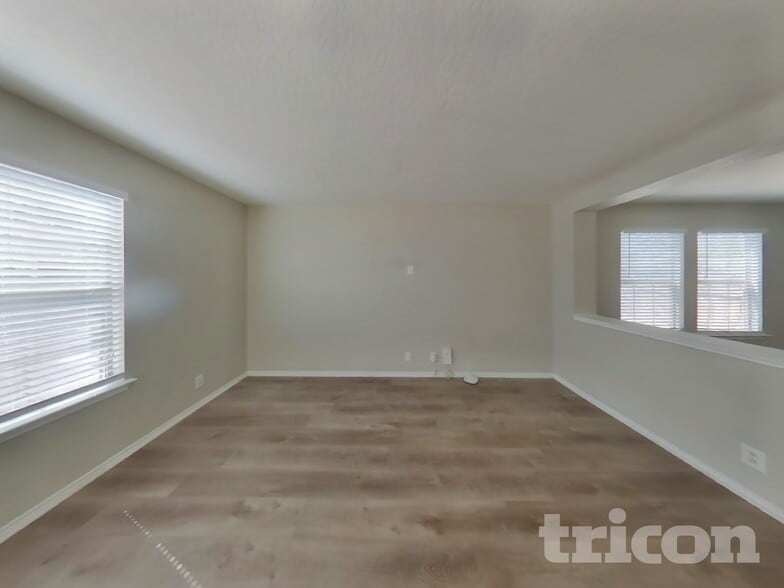 Building Photo - 8034 Cavern Hill