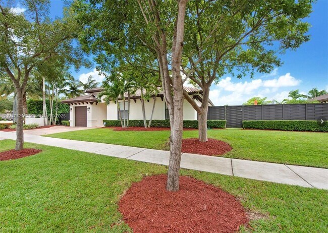 Building Photo - 12790 SW 91 Ave