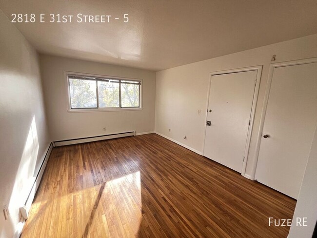 Building Photo - 2818 E 31st St