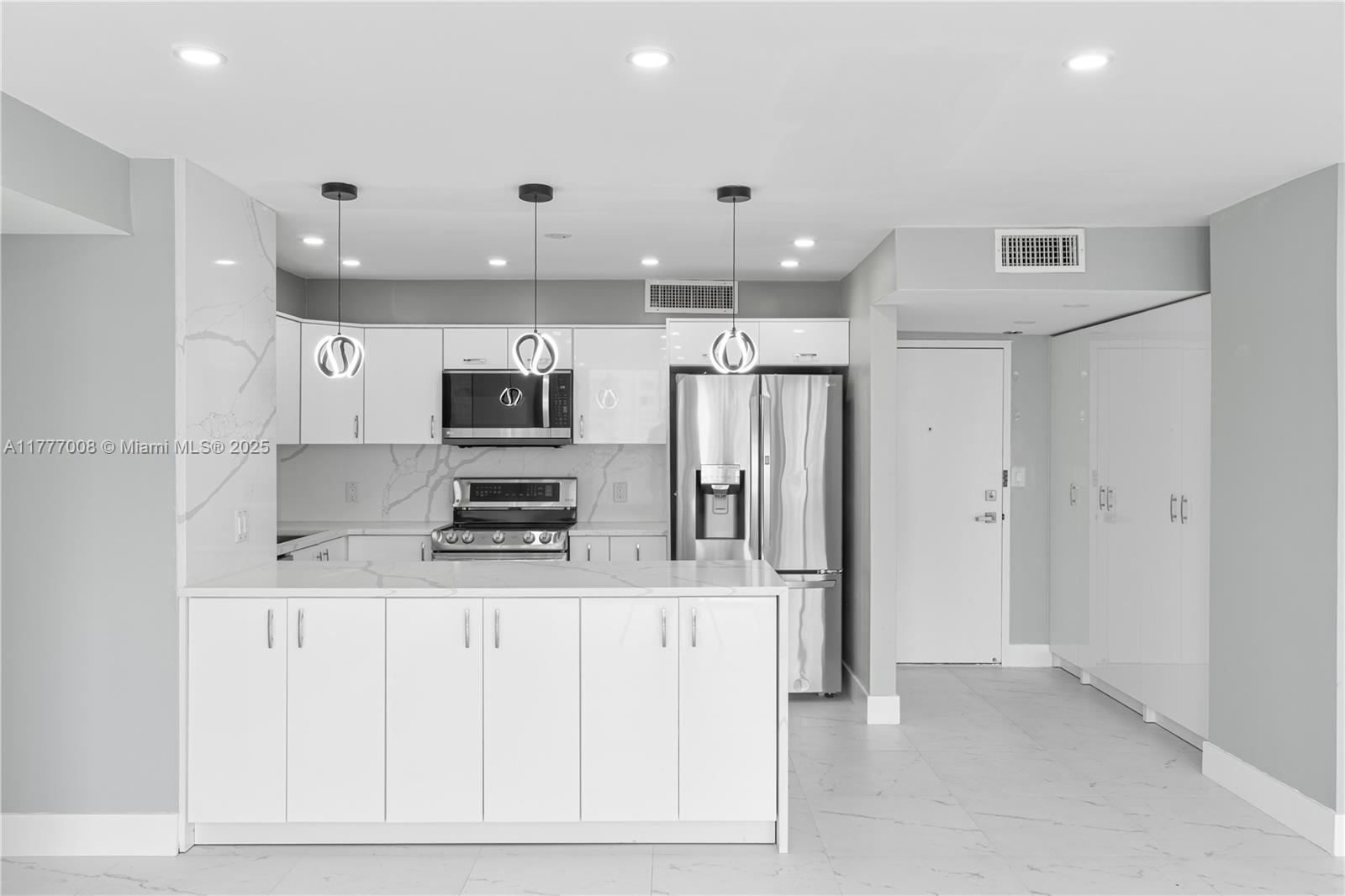 Building Photo - 2851 NE 183rd St